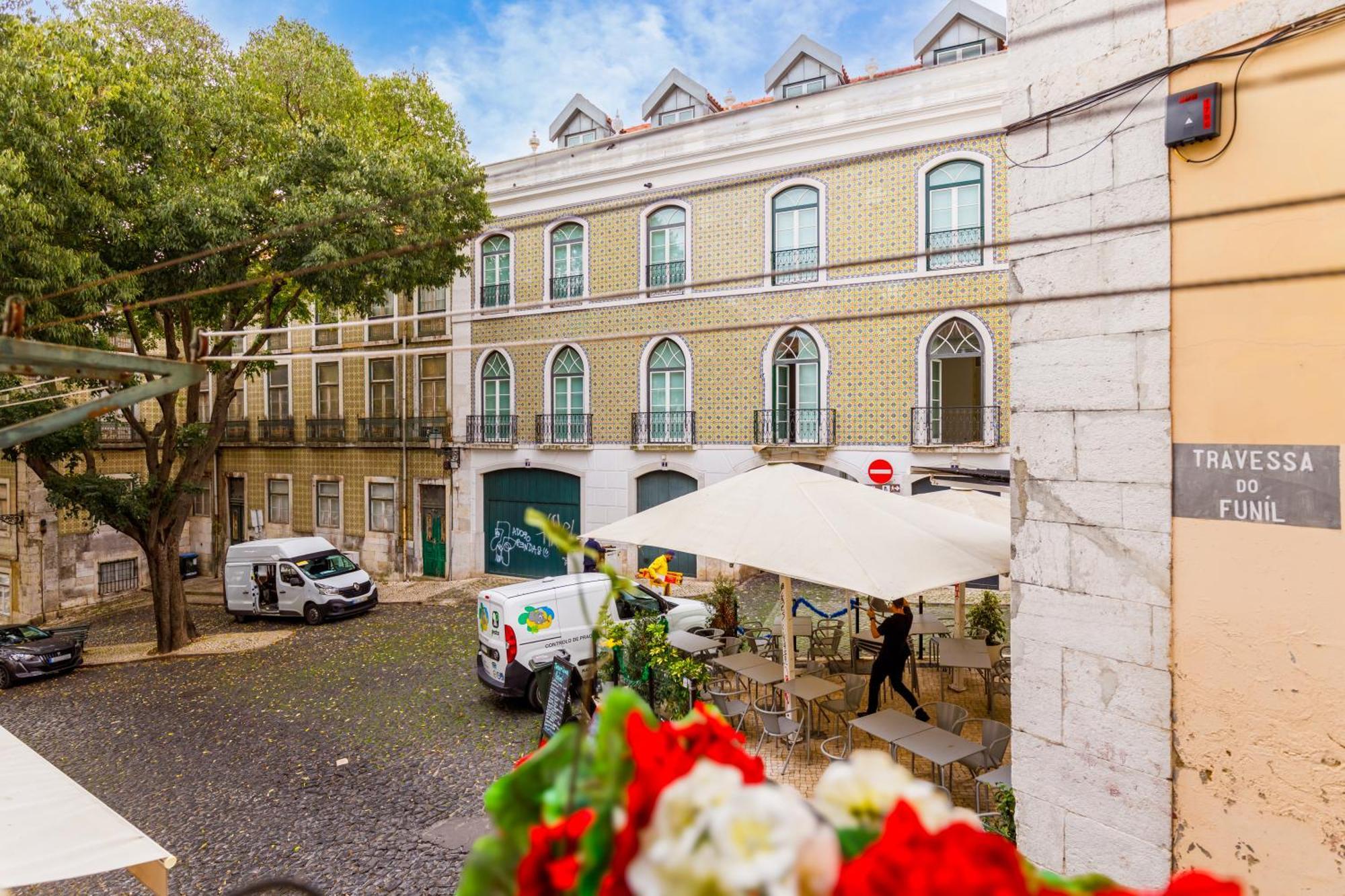 Sublime Medieval Alfama Appartement